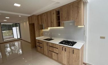 Elegante villa en venta por estrenar sector Río Amarillo, exclusivo sector, crédito VIP.