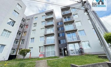 Departamento en Arriendo Incluye Estacionamiento, Condominio los Coihues 4, Fundo el Carmen