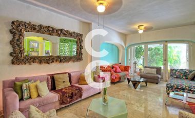Casa en Venta en Cancún en Zona Hotelera con 6 Habitaciones y Alberca
