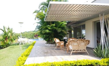 EXCLUSIVA CASA CAMPESTRE. Sector San Bernardo del viento (Manizales).