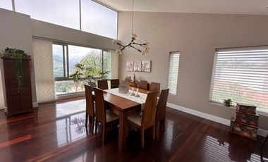 CASA EN EL TRÉBOL-MANIZALES