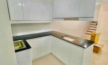 PILAR DAO ST. 8.9M TRIPLEX