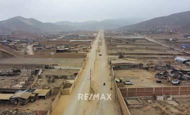 Terreno Industrial En Esquina - 3 Frentes - 5000M2 - Zona Industrial | A 25 Minutos Del Aeropuerto |  Ventanilla