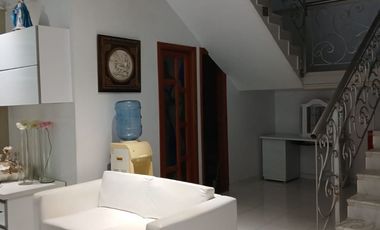 EDIFICIO EN ARRIENDO- MANGA