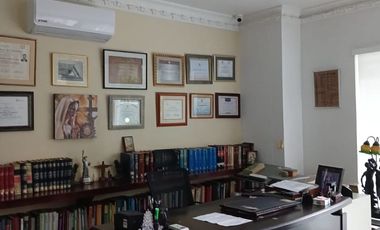 EDIFICIO EN ARRIENDO- MANGA