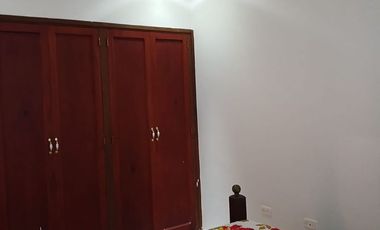 EDIFICIO EN ARRIENDO- MANGA