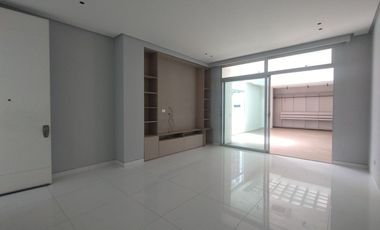 Casa en arriendo en El Golf.