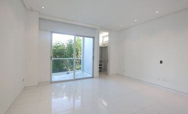 Casa en arriendo en El Golf.