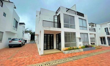 CONDOMINIO PALMAS DE IRAKA II LA MESA CUNDINAMARCA