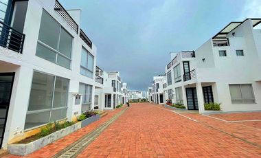 CONDOMINIO PALMAS DE IRAKA II LA MESA CUNDINAMARCA