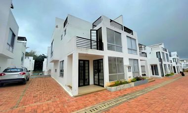 CONDOMINIO PALMAS DE IRAKA II LA MESA CUNDINAMARCA