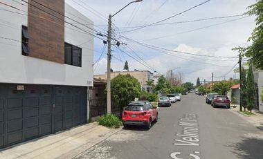 Casa en Col. San Andres, Guadalajara, Jal.