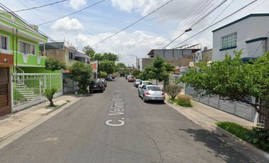 Casa en Col. San Andres, Guadalajara, Jal.