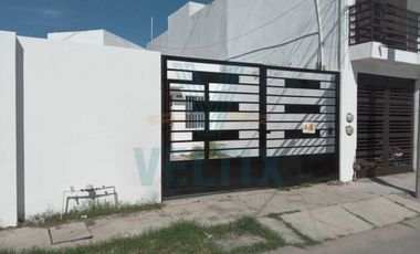 Excelente casa de dos recámaras en Los Sauces