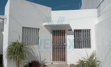 Excelente casa de dos recámaras en Los Sauces