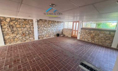 SE VENDE CASA DE 5 RECAMARAS EN IXTAPAN DE LA SAL