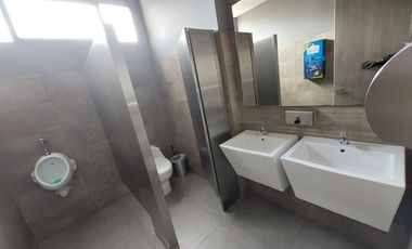 Espectacular Oficina moderna en renta barrio antiguo country