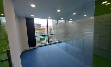 Espectacular Oficina moderna en renta barrio antiguo country