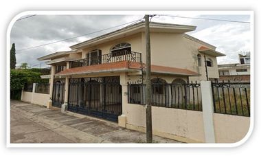 Se vende hermosa casa en Michoacán