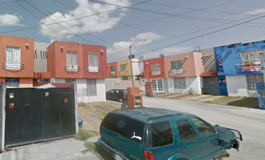 Excelente casa en Remante Bancario ¡¡¡Imagine duplicar su inversión a corto plazo!!!