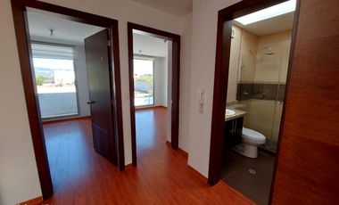 DE VENTA BONITA CASA EN TUMBACO,  SECTOR SANTA ROSA