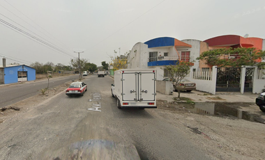 Excelente casa en Remante Bancario ¡¡¡Imagine duplicar su inversión a corto plazo!!!