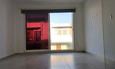 SE RENTA CASA EN  RESIDENCIAL VIVANTA  AL NORTE