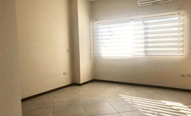casa en urbanizacion privada de venta en manta B/L