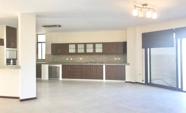 casa en urbanizacion privada de venta en manta B/L
