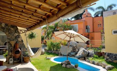 Casa estilo mediterráneo en Un solo Nivel En Burgos Bugambilias,  Temixco Morelos.