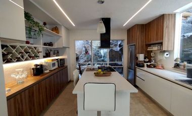 Casa estilo mediterráneo en Un solo Nivel En Burgos Bugambilias,  Temixco Morelos.