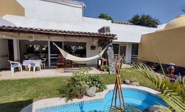 Casa estilo mediterráneo en Un solo Nivel En Burgos Bugambilias,  Temixco Morelos.