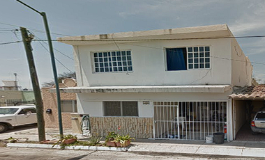 CASA EN VENTA EN VALLE ESMERALDA COLIMA