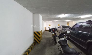 SE ARRIENDA APARTAMENTO