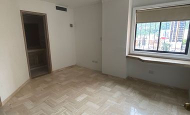 SE ARRIENDA APARTAMENTO