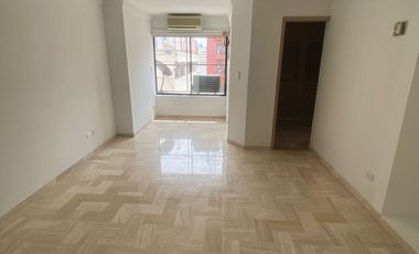 SE ARRIENDA APARTAMENTO