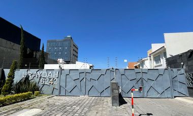Lote en venta en entrada lateral a Lomas de Angelópolis Uraydah Puebla
