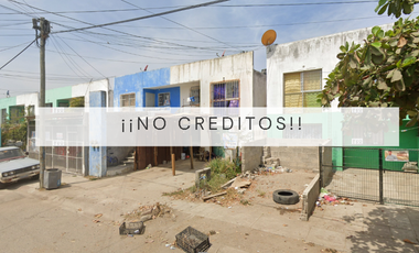 Casa en Calle Margarita, Jardines del Sol, Fraccionamiento Santa Fe, Nayarit, México ¡NO CRÉDITOS!