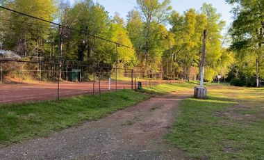 Descubre esta propiedad en Saltos del Molco con acceso al lago Villarrica