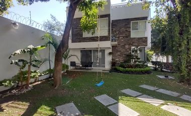 Casa en Condominio amueblada y con alberca, En Jiutepec Morelos.
