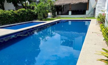 Casa en Condominio amueblada y con alberca, En Jiutepec Morelos.
