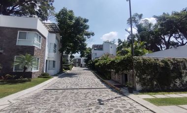 Casa en Condominio amueblada y con alberca, En Jiutepec Morelos.