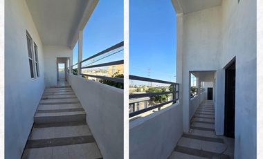 Casa en venta con tres departamentos en segundo piso en Fracc. Oasis Revolución