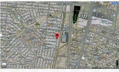 Casa en venta con tres departamentos en segundo piso en Fracc. Oasis Revolución