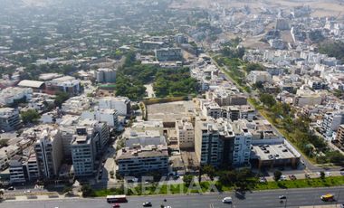 ALQUILER DE CASA EN SURCO 440 M2 PARA USO COMERCIAL