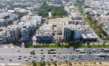 ALQUILER DE CASA EN SURCO 440 M2 PARA USO COMERCIAL
