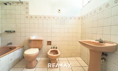 ALQUILER DE CASA EN SURCO 440 M2 PARA USO COMERCIAL