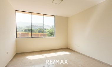 ALQUILER DE CASA EN SURCO 440 M2 PARA USO COMERCIAL