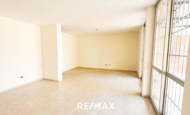 ALQUILER DE CASA EN SURCO 440 M2 PARA USO COMERCIAL