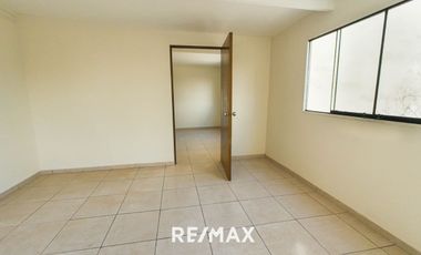 ALQUILER DE CASA EN SURCO 440 M2 PARA USO COMERCIAL